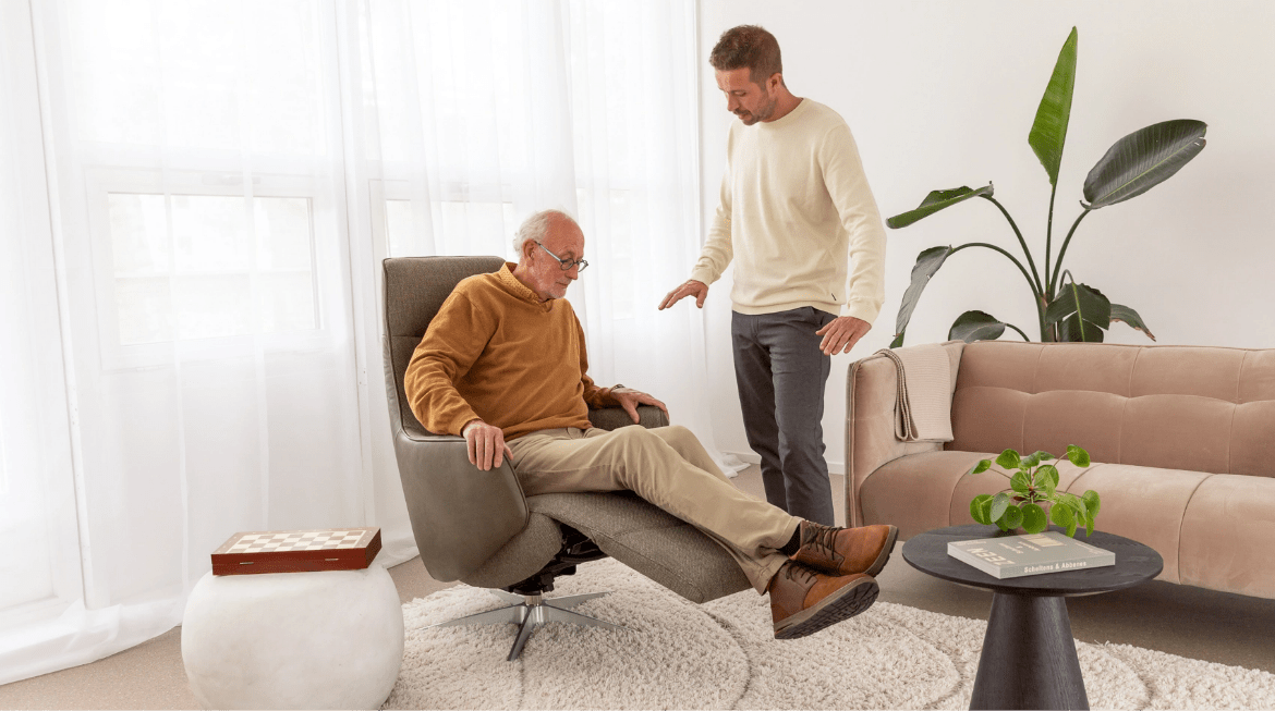 Thuisdemo aanvragen voor sta op stoel van SeniorZit